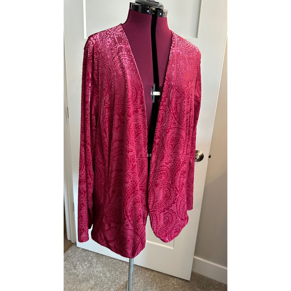 NWT Torrid Womens Size 4 Magenta Pink Velvet Burnout Paisley Open Front Blazer